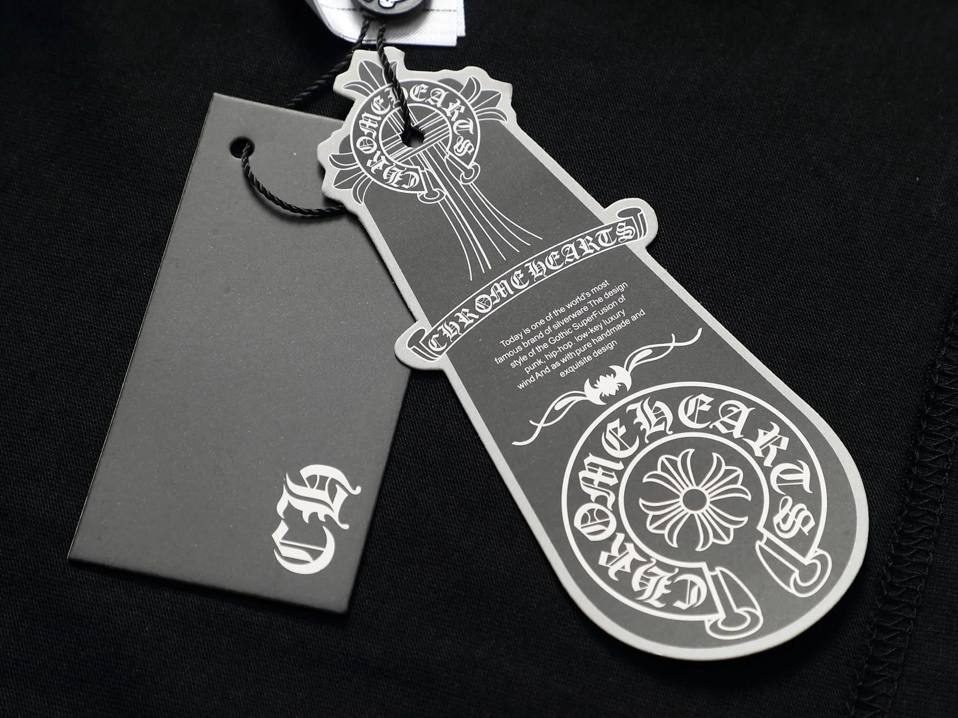 𝗖𝗵𝗿𝗼𝗺𝗲 𝗛𝗲𝗮𝗿𝘁𝘀/ 2026 New Arrival Original T 👑 ！ ！ ✟ ！ 👍 ✂️Quality , ！ 。 ： ➕100% 。Authentic ➕ ➕3D ➕ ： ！ ！ Authentic ！ Same Style ！ ：White Black Size：S-XL